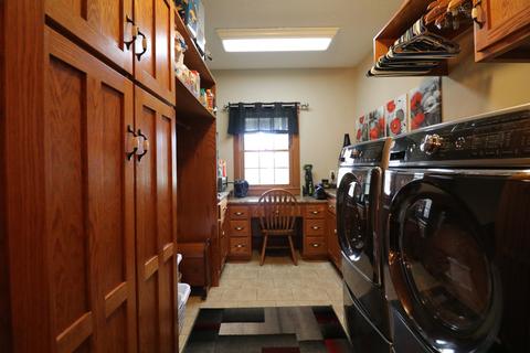 16682 Parnell Rd, Dewitt, IL 61735 photo 27