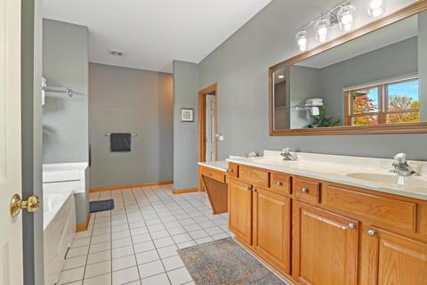 5905 Saddle Rdg, Johnsburg, IL 60051 photo 12