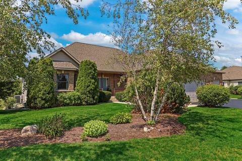 5905 Saddle Rdg, Johnsburg, IL 60051 photo 2
