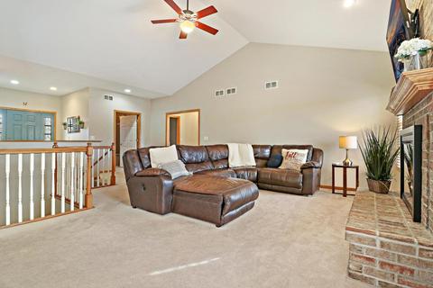 5905 Saddle Rdg, Johnsburg, IL 60051 photo 9