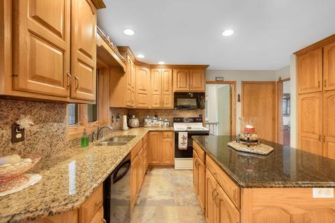 1365 County Road 2550 Rd, Ogden, IL 61859 photo 11
