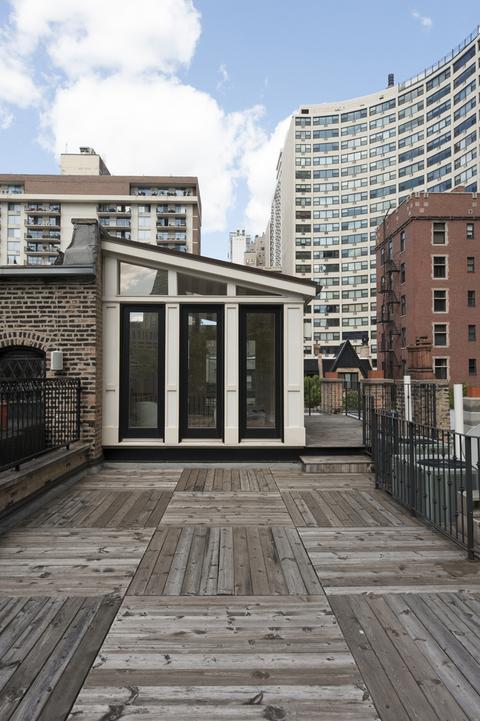 79 Elm St, Chicago, IL 60611 photo 22