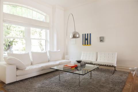 79 Elm St, Chicago, IL 60611 photo 4