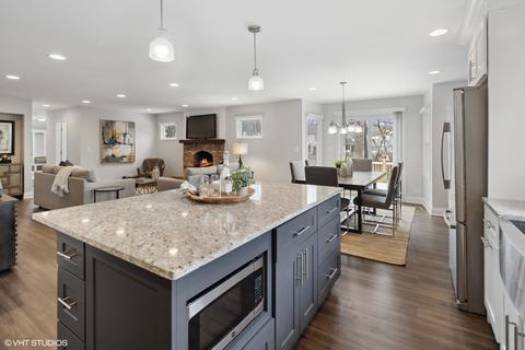 25 W731 Red Maple Ln, Wheaton, IL 60189 photo 11