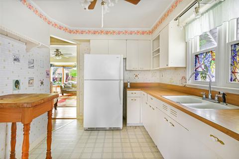 1106 Webster Ln, Des Plaines, IL 60016 photo 8