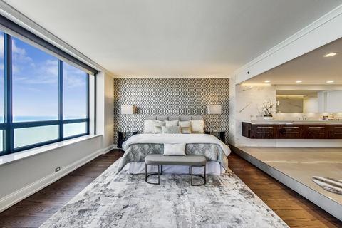 180 E Pearson St #7101, Chicago, IL 60611 photo 18