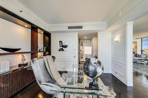 180 E Pearson St #7101, Chicago, IL 60611 photo 13