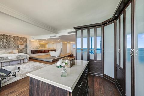 180 E Pearson St #7101, Chicago, IL 60611 photo 22
