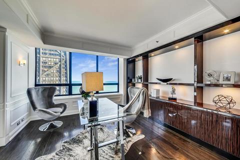 180 E Pearson St #7101, Chicago, IL 60611 photo 12