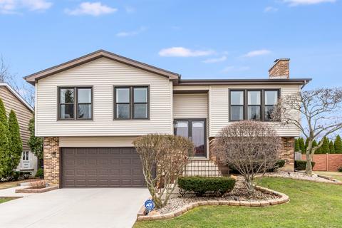 397 Simone Dr, Des Plaines, IL 60016 photo 2