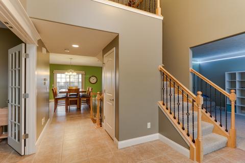 8 Brookline Ct, Bloomington, IL 61705 photo 4