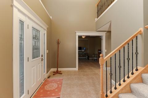 8 Brookline Ct, Bloomington, IL 61705 photo 3