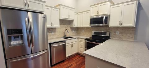 401 Park Creek Ct, Normal, IL 61761 photo 3