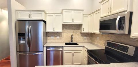 401 Park Creek Ct, Normal, IL 61761 photo 7