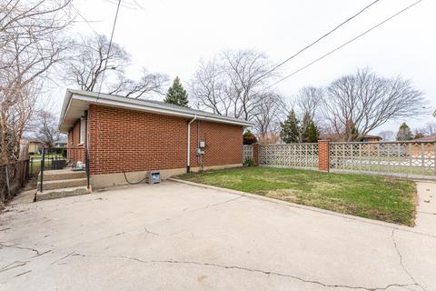 845 N Sumner St, Addison, IL 60101 photo 23