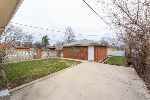 845 N Sumner St, Addison, IL 60101 photo 22