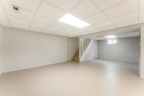 845 N Sumner St, Addison, IL 60101 photo 15