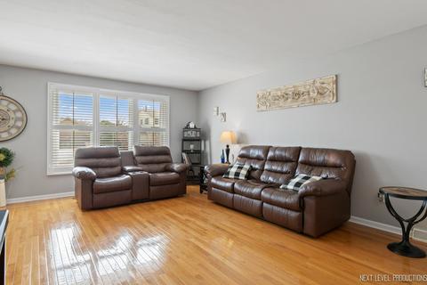7326 Beloit Ave, Bridgeview, IL 60455 photo 6
