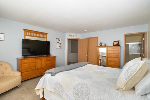 1118 Clover Dr, Minooka, IL 60447 photo 7