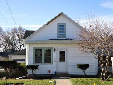 610 7th St, Peru, IL 61354 photo 1