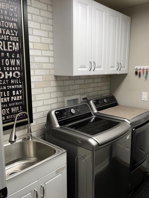 976 Greenview Ave, Des Plaines, IL 60016 photo 16