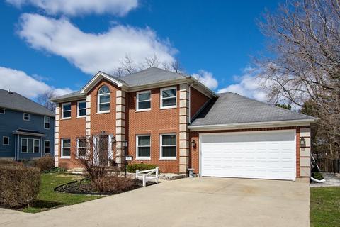 976 Greenview Ave, Des Plaines, IL 60016 photo 2