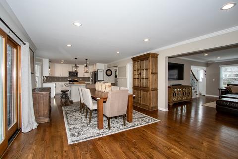 976 Greenview Ave, Des Plaines, IL 60016 photo 12