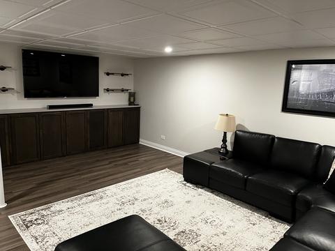 976 Greenview Ave, Des Plaines, IL 60016 photo 25