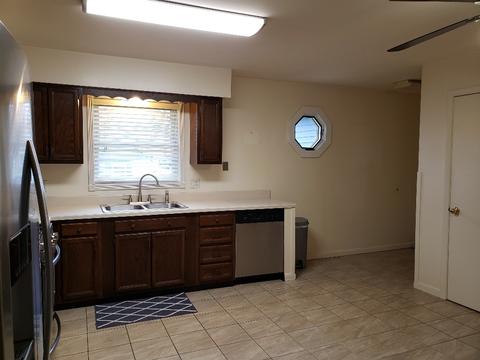 914 25th St, Peru, IL 61354 photo 8