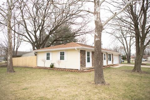 1062 Hecker Dr, Elgin, IL 60120 photo 16