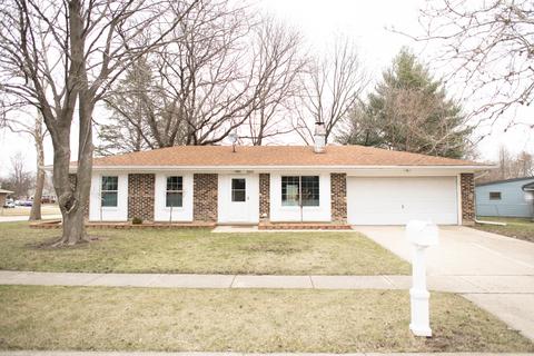 1062 Hecker Dr, Elgin, IL 60120 photo 1