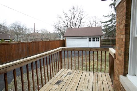 459 Oak Ave, Aurora, IL 60506 photo 27
