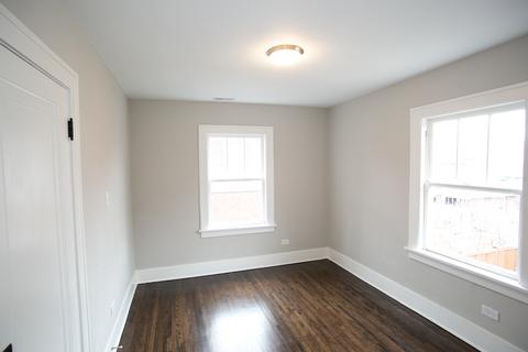 459 Oak Ave, Aurora, IL 60506 photo 14