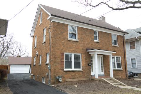 459 Oak Ave, Aurora, IL 60506 photo 1