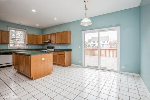 1435 Falcon Ln, Hoffman Estates, IL 60192 photo 8