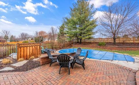 229 Burton Dr, Bartlett, IL 60103 photo 28