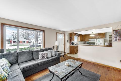 1545 S 4th Ave, Kankakee, IL 60901 photo 6