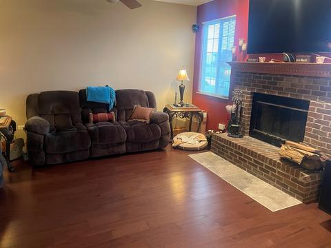 247 Switchgrass Dr, Minooka, IL 60447 photo 2