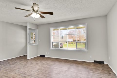 2903 Capen Dr, Bloomington, IL 61704 photo 3