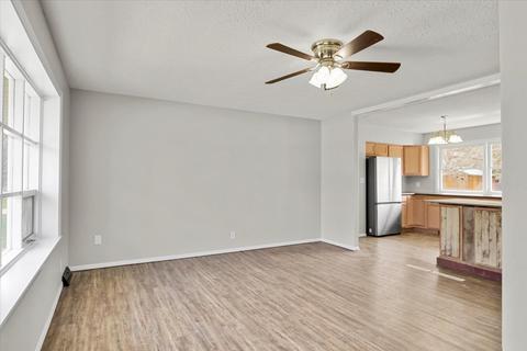 2903 Capen Dr, Bloomington, IL 61704 photo 2