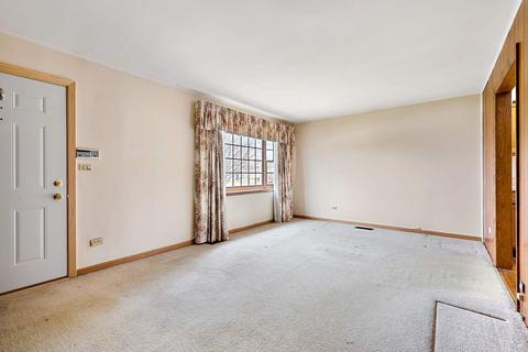 3811 Bobwhite Ln, Rolling Meadows, IL 60008 photo 4