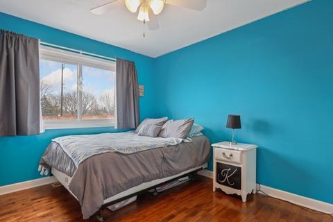 843 Kings Point Dr E, Addison, IL 60101 photo 16