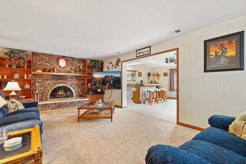 843 Kings Point Dr E, Addison, IL 60101 photo 18
