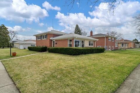2201 Pine St, Des Plaines, IL 60018 photo 1