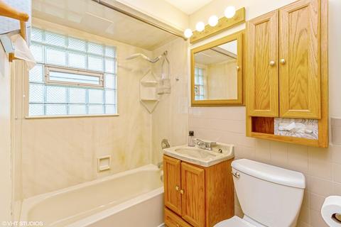 24 Dunlap Rd, Park Forest, IL 60466 photo 9
