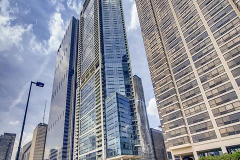 340 E Randolph St #1007, Chicago, IL 60601 photo 1