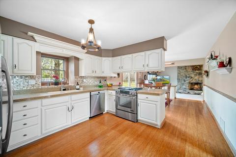 5 N430 Robin Ln, Wayne, IL 60184 photo 10