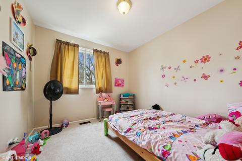 1040 Windsor Dr, Wheaton, IL 60189 photo 13