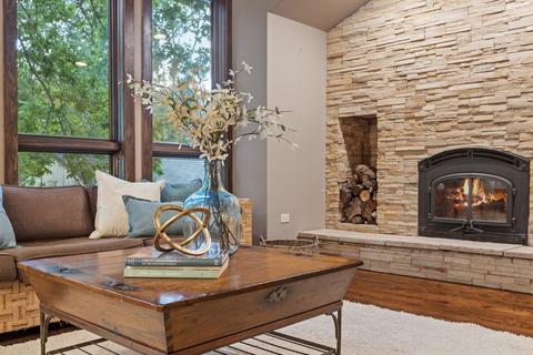 2 S266 Madison St, Wheaton, IL 60189 photo 12
