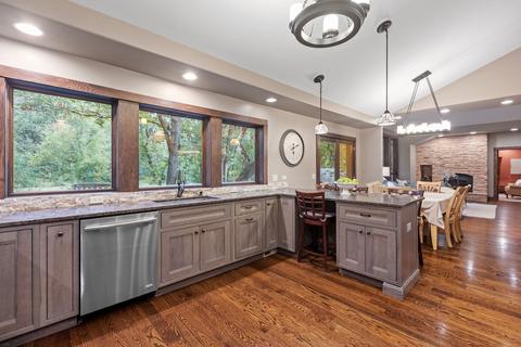 2 S266 Madison St, Wheaton, IL 60189 photo 15